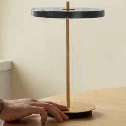 UMAGE Bordlamper><noscript><img width=