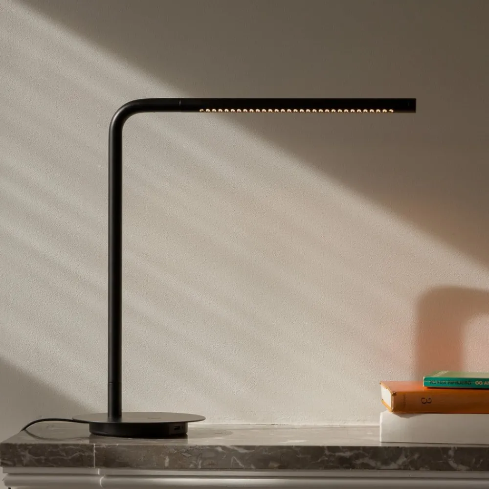 UMAGE Arbejdsrum/Kontor>LED-bordlampe Omni, sort Højde 46 cm Metal drejelig