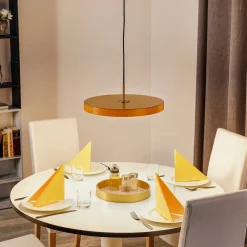 LED-hængelampe Asteria Medium, gul/messing, Ø 43 cm^UMAGE Clearance