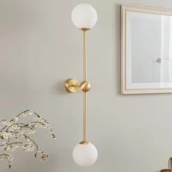 Væglampe Alison, 2 lyskilder, messing/hvid, 89 cm^ALDEX New