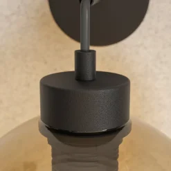 TK Lighting Væglampe Cubus, sort/rav, glas, Ø 18 cm, E27