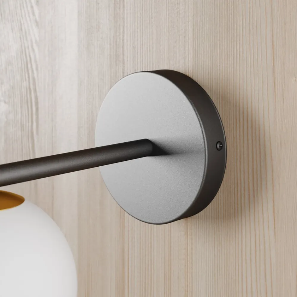 SIGMA Væglampe Gama i sort med glaskugle