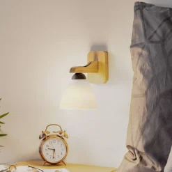 Væglampe Haro med glasskærm, eg/hvid^Lamkur New