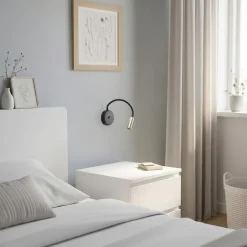 Væglampe Lagos USB, sort/guld, 27 cm, læselampe, G9^TK Lighting Outlet