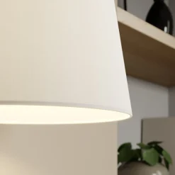 Lamkur Væglamper|Væglamper><noscript><img width=