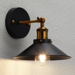 Globo Væglamper>Viktor - en væglampe med et industrielt design